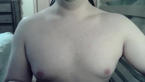 Snapshot of zorrito_himbo chatting on 05/03/26, 05:35 Himbo fox online show from 05/03/26, 05:35
