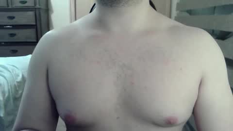 Snapshot of zorrito_himbo chatting on 05/10/26, 05:34 Himbo fox online show from 05/10/26, 05:34