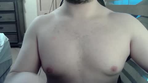 Snapshot of zorrito_himbo chatting on 05/24/26, 02:05 Himbo fox online show from 05/24/26, 02:05