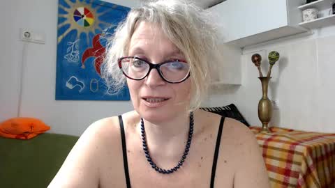 Snapshot of zosya1111 chatting on 02/23/25, 04:13 Zosya1111 online show from 02/23/25, 04:13