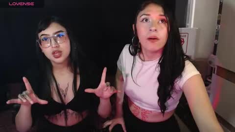 cintya kors online show from 11/21/25, 06:50