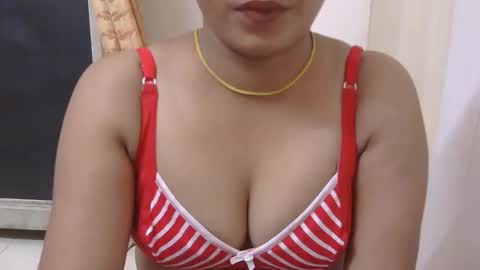Zoya online show from 05/08/26, 08:08