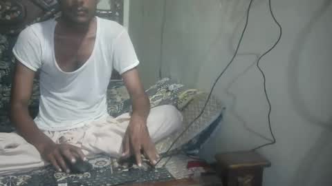 zoyakhan803 online show from 09/19/25, 12:34