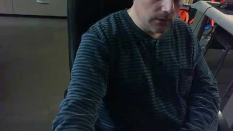 Snapshot of zultem chatting on 01/08/25, 04:44 zultem online show from 01/08/25, 04:44