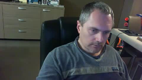 Snapshot of zultem chatting on 02/10/25, 04:52 zultem online show from 02/10/25, 04:52