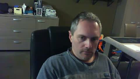 Snapshot of zultem chatting on 02/13/25, 04:43 zultem online show from 02/13/25, 04:43