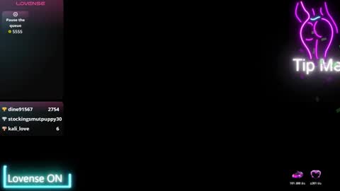 Snapshot of zuly_zahir_01 chatting on 12/20/25, 09:38 zuly goode online show from 12/20/25, 09:38