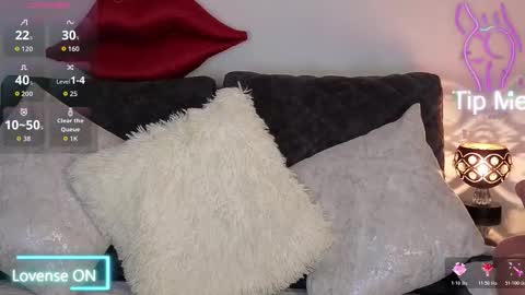 Snapshot of zuly_zahir_01 chatting on 01/13/26, 10:59 zuly goode online show from 01/13/26, 10:59