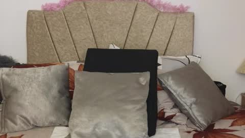 Snapshot of zuly_zahir_01 chatting on 02/07/26, 10:08 zuly goode online show from 02/07/26, 10:08