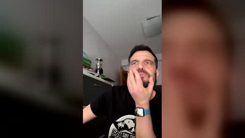 zurdineno online show from 04/29/26, 10:41