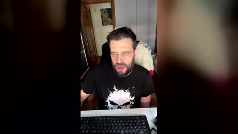 zurdineno online show from 05/11/26, 09:37