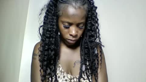 Snapshot of zurivelvetstudio chatting on 01/16/26, 11:03 zurivelvetstudio online show from 01/16/26, 11:03