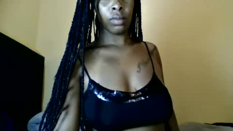 zurivelvetstudio online show from 06/12/26, 06:51