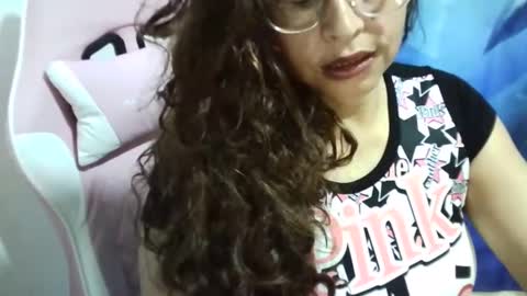 Snapshot of zusanahot chatting on 01/21/25, 12:04 zusanahot online show from 01/21/25, 12:04