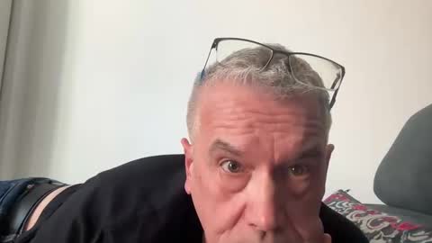 Snapshot of zwickauer1969 chatting on 03/09/25, 02:54 zwickauer1969 online show from 03/09/25, 02:54