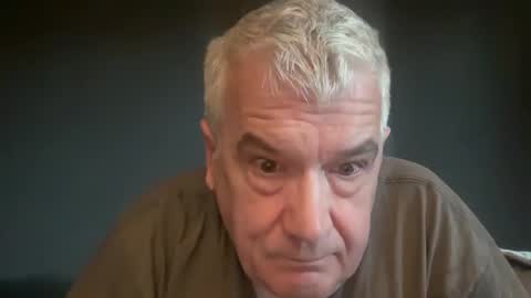 Snapshot of zwickauer1969 chatting on 09/11/25, 04:56 zwickauer1969 online show from 09/11/25, 04:56