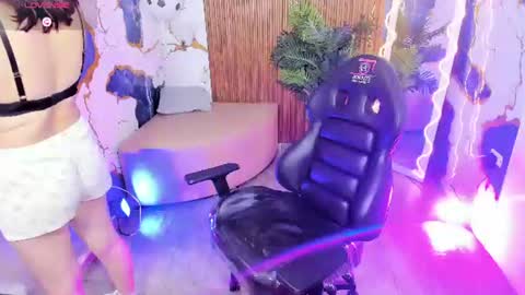 zyra_tay online show from 07/01/26, 11:34