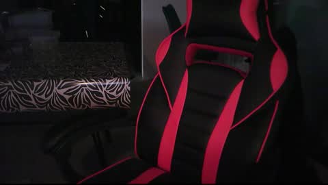 Snapshot of zyriosben chatting on 01/27/25, 10:38 zyriosben online show from 01/27/25, 10:38