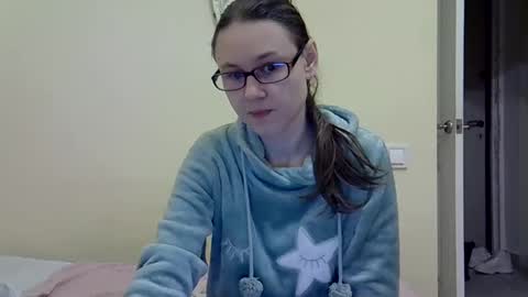 Zyuhre online show from 01/15/25, 11:19