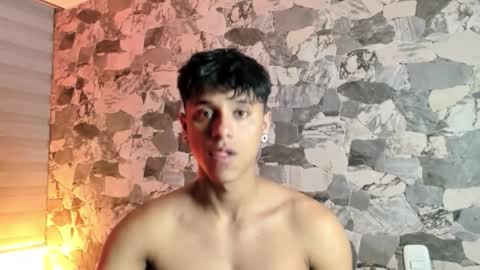 Snapshot of zyzz_1812 chatting on 03/19/26, 05:22 zyzz_1812 online show from 03/19/26, 05:22