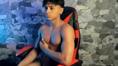 zyzz_1812 online show from 04/30/26, 04:41