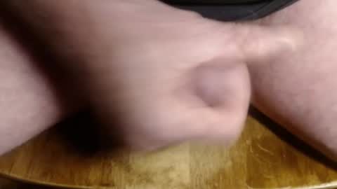 Snapshot of zz52xt chatting on 09/28/25, 12:21 ZZ online show from 09/28/25, 12:21