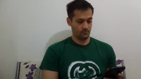 Snapshot of zzzzzzz41 chatting on 10/26/25, 10:43 zzzzzzz41 online show from 10/26/25, 10:43