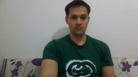 Snapshot of zzzzzzz41 chatting on 11/11/25, 04:18 zzzzzzz41 online show from 11/11/25, 04:18