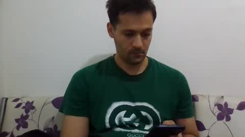 Snapshot of zzzzzzz41 chatting on 11/13/25, 12:48 zzzzzzz41 online show from 11/13/25, 12:48