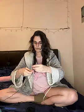 Snapshot of Lunaabbey chatting on 03/16/26, 05:50 Lunaabbey online show from 03/16/26, 05:50