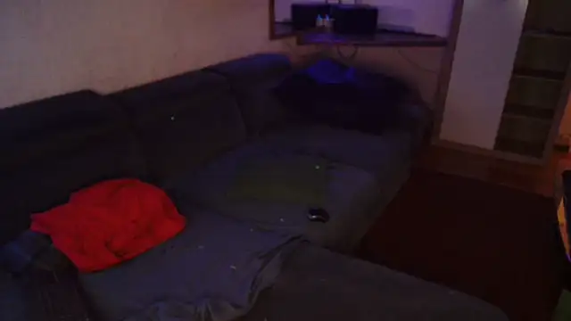 Snapshot of davidgntxxxxx chatting on 12/18/25, 06:47 davidgntxxxxx online show from 12/18/25, 06:47