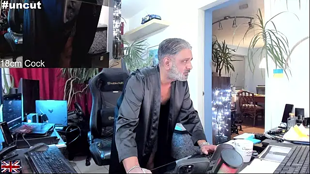 OnlineBossUK online show from 10/18/25, 10:10