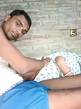 Snapshot of amritakk1298 chatting on 10/06/25, 04:48 amritakk1298 online show from 10/06/25, 04:48