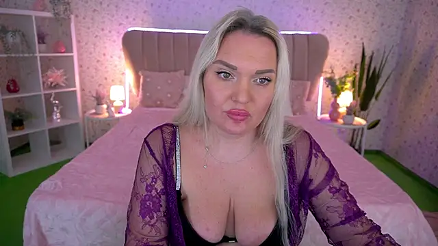 Snapshot of MissyMartinez chatting on 03/20/26, 05:07 MissyMartinez online show from 03/20/26, 05:07