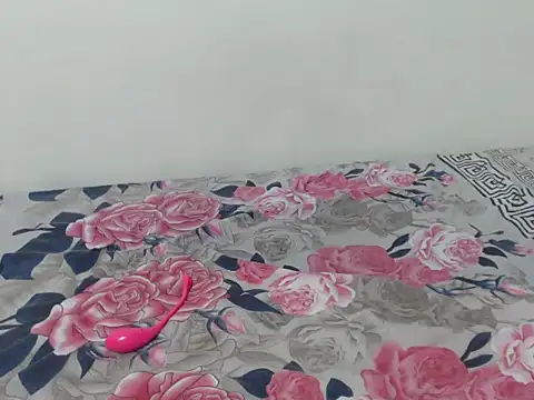 Snapshot of queen__ebony chatting on 11/15/25, 12:30 queen ebony online show from 11/15/25, 12:30