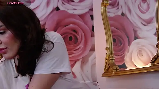 HessaHessy online show from 11/18/25, 07:46