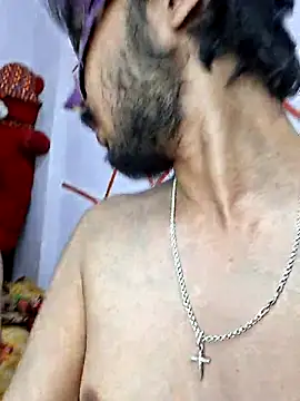 Snapshot of MOM-SUN-COUPLE chatting on 01/29/25, 04:30 MOM-SUN-COUPLE online show from 01/29/25, 04:30