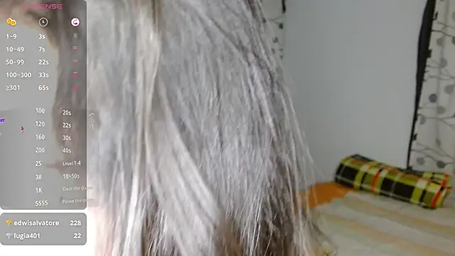 mia  lopez  online show from 12/11/24, 04:18