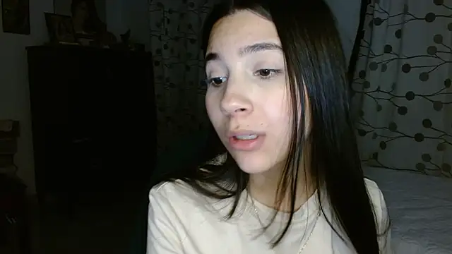 mia  lopez  online show from 01/05/25, 12:42