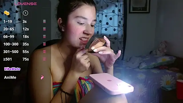 mia  lopez  online show from 01/31/25, 10:42