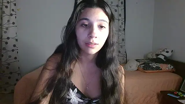 mia  lopez  online show from 03/21/25, 01:24