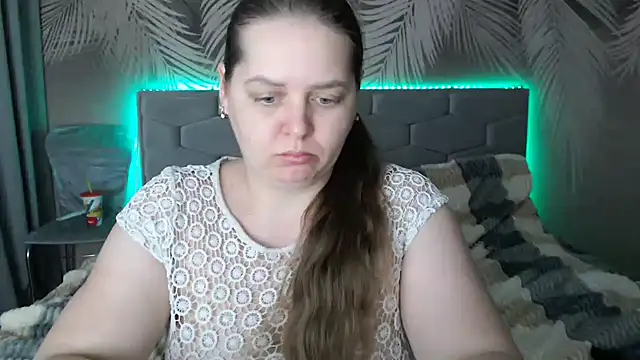 uliastar online show from 01/22/25, 09:35