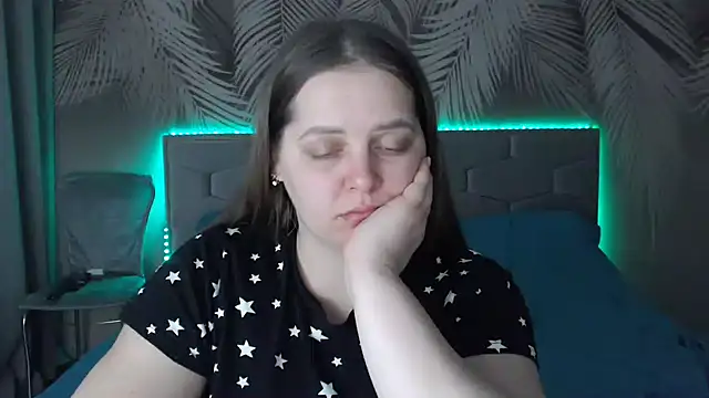 uliastar online show from 02/15/25, 10:11