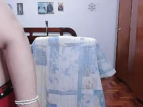 LauraVicttoria361215 online show from 02/18/25, 01:21