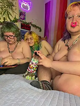 ivolustful online show from 06/14/26, 05:20