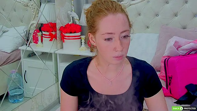 TinaBrook online show from 09/11/25, 09:31