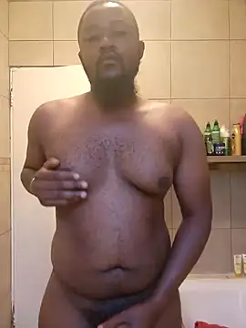 Snapshot of douksm chatting on 01/13/25, 03:45 douksm online show from 01/13/25, 03:45