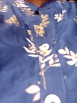 Snapshot of Lakhsmii chatting on 02/21/25, 03:23 Lakhsmii online show from 02/21/25, 03:23