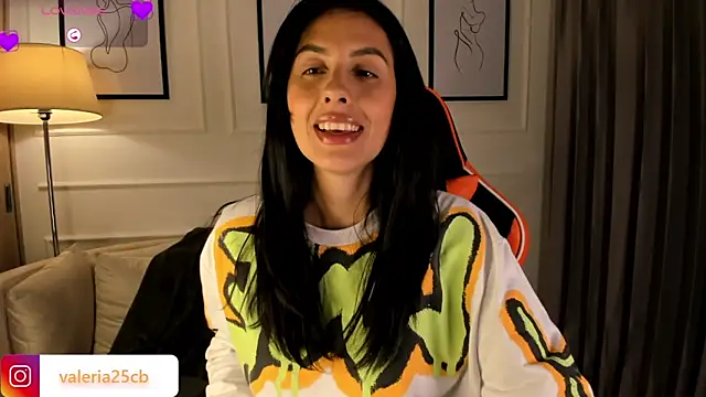 valeriia25  online show from 03/06/25, 10:47