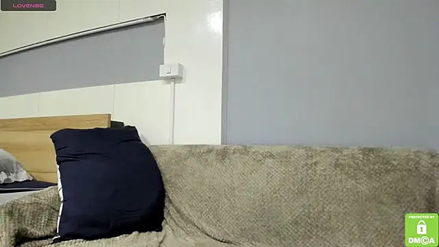 Snapshot of Kalisee_ chatting on 02/25/25, 07:36 Kalisee online show from 02/25/25, 07:36